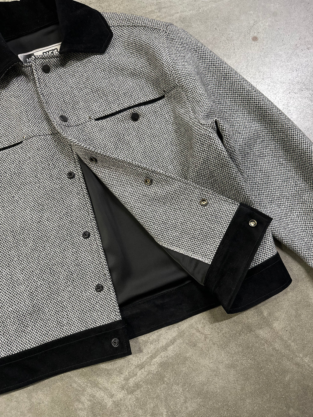 GREY TWEED JACKET