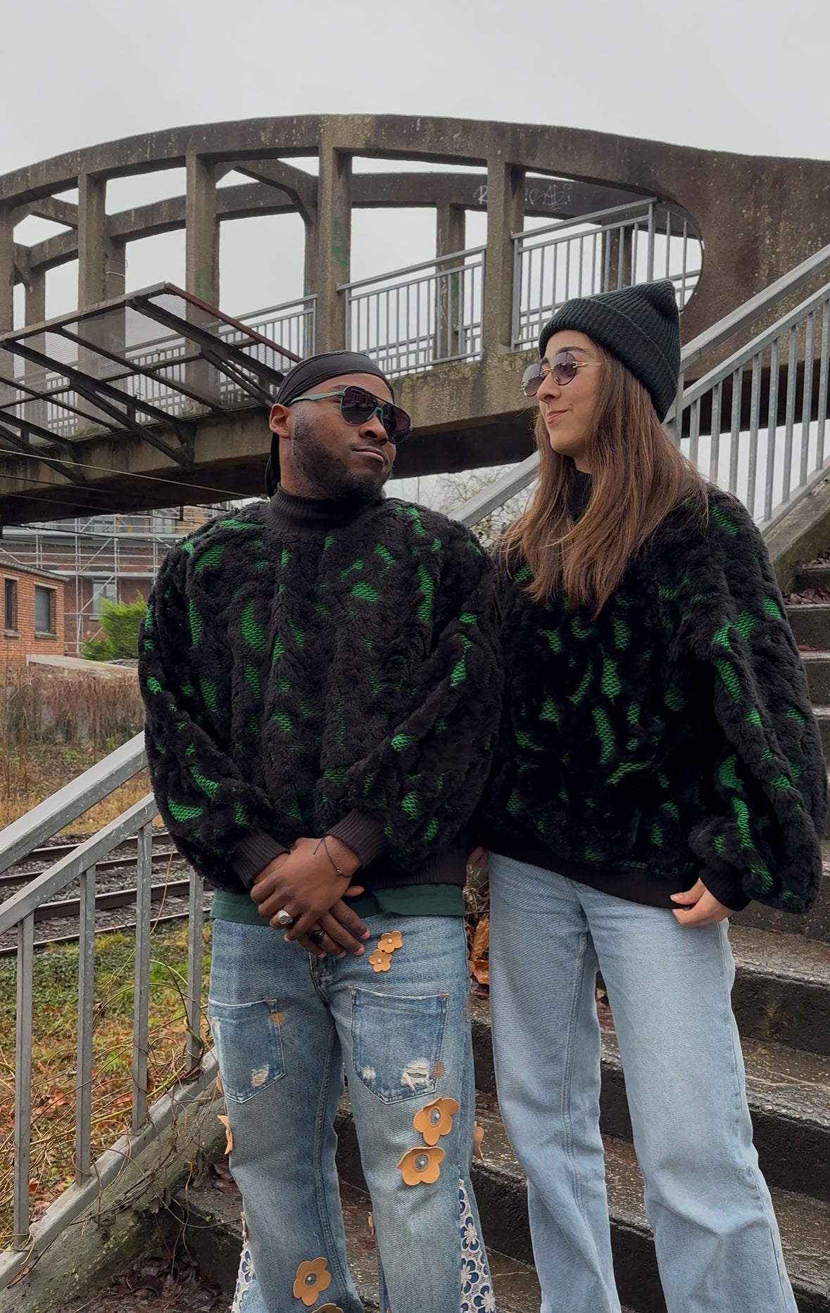 GREEN VOLCANIC SWEATER