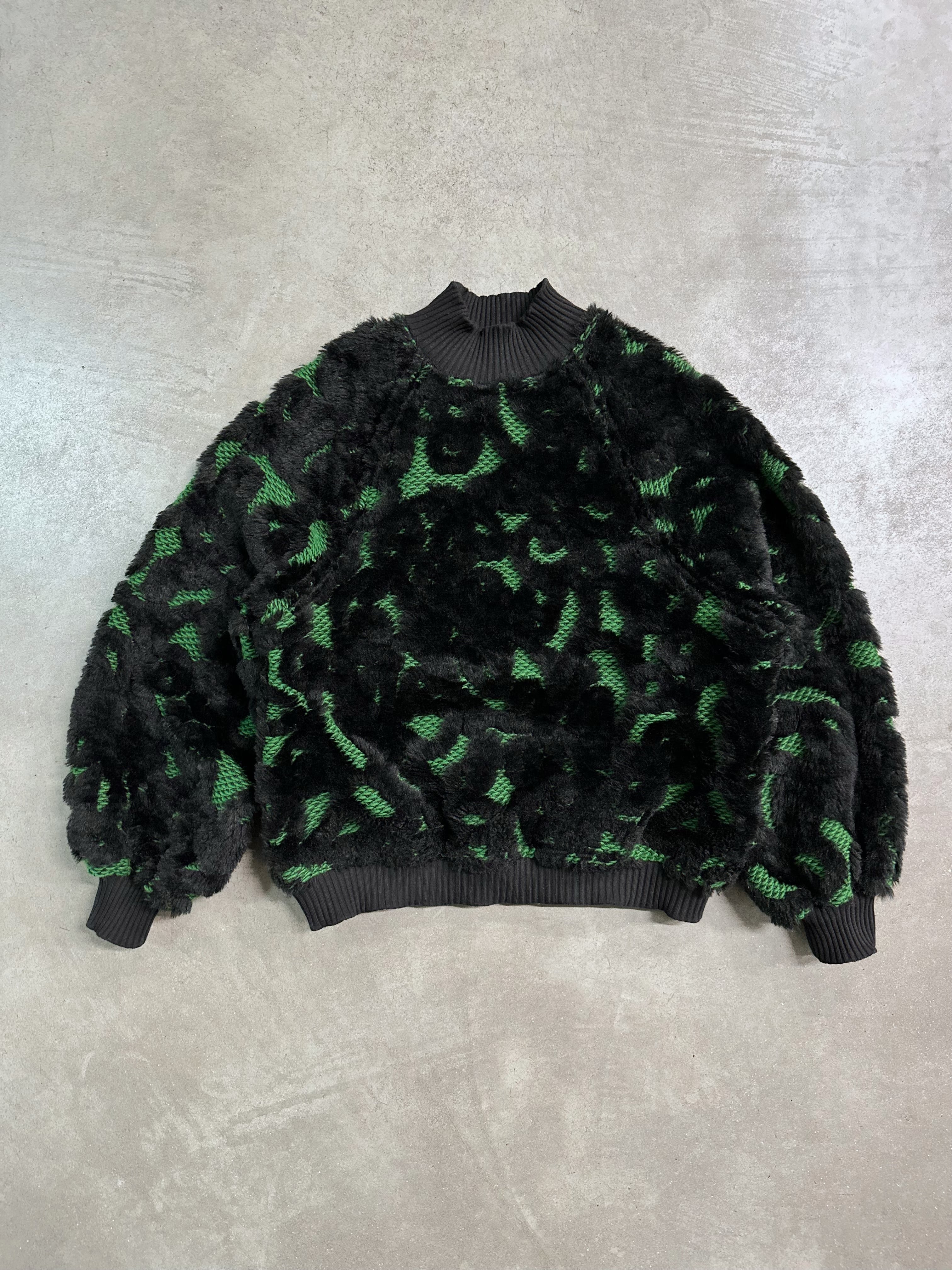 GREEN VOLCANIC SWEATER